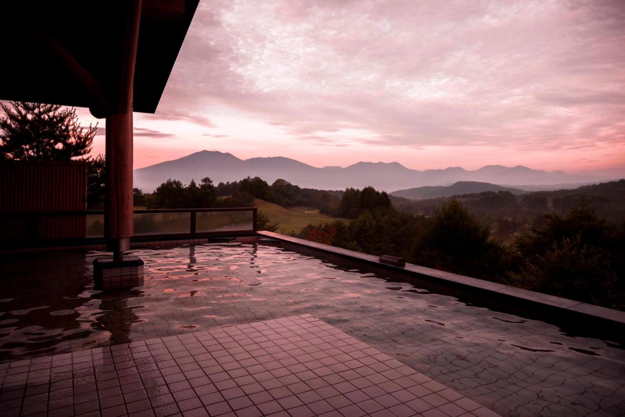 Tsumagoi Prince Hotel Exterior photo